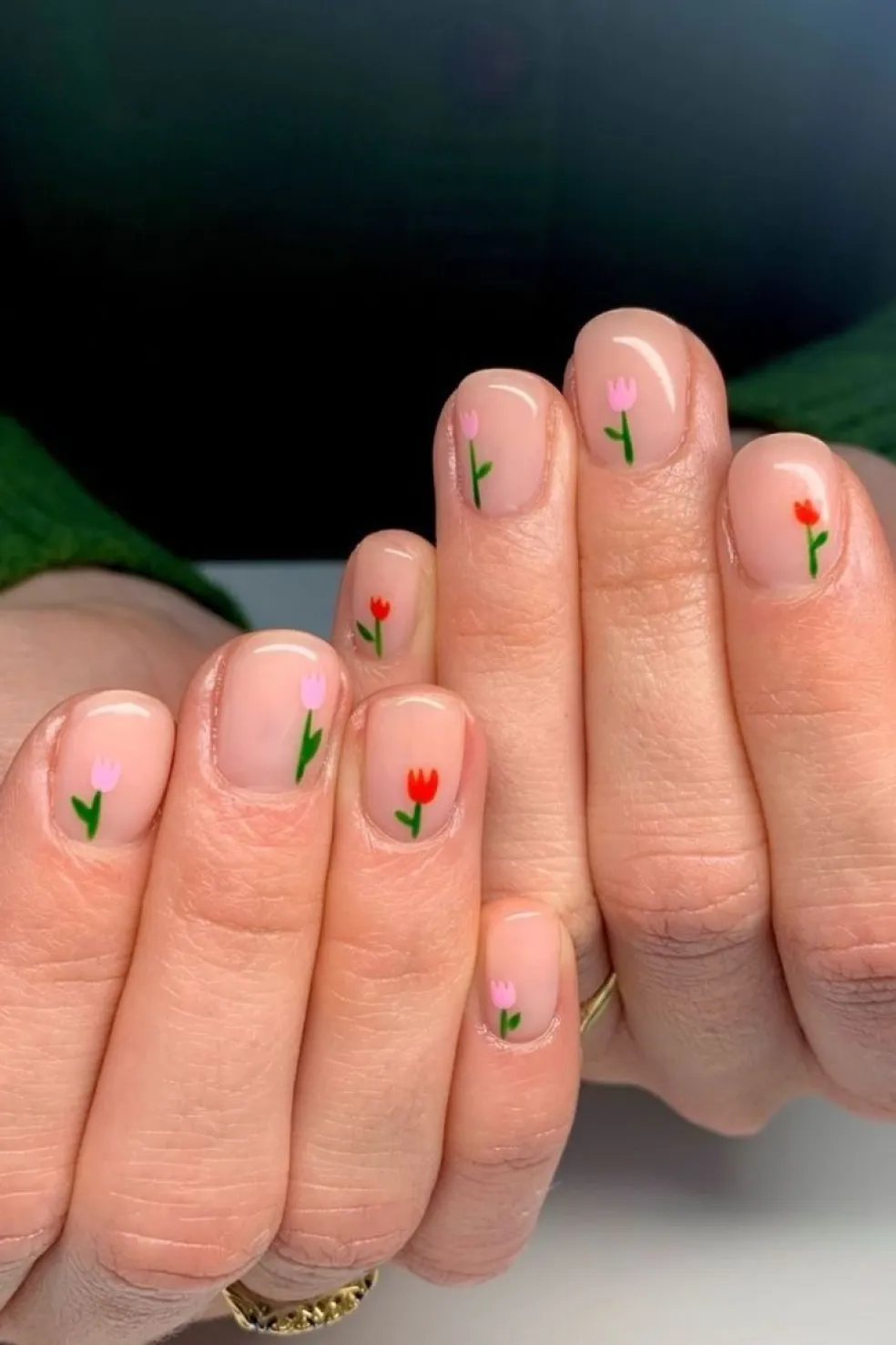 drobné tulipány