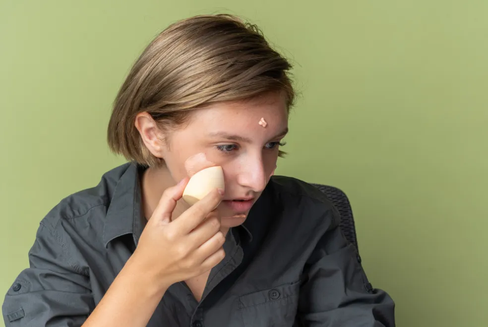 make-up pre aknóznu pleť