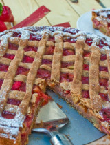 Recept: Špaldový mrežovník s rebarborou a jahodami