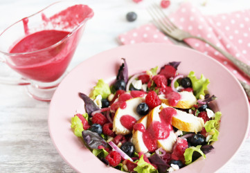 Letná šalátová zálievka: Skús recept na dresing vinaigrette 3x inak