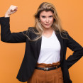 Keď žena zarába viac ako muž: Môže to spôsobovať problémy vo vzťahu či manželstve?