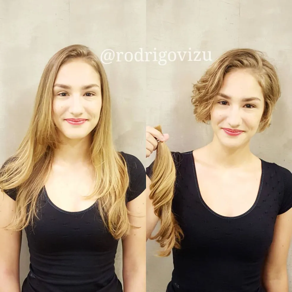 krátke blond vlasy