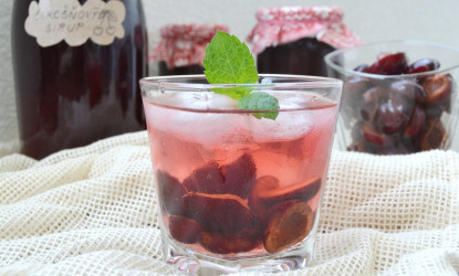 Ako využiť posledné čerešne? Priprav z nich skvelý čerešňový sirup!