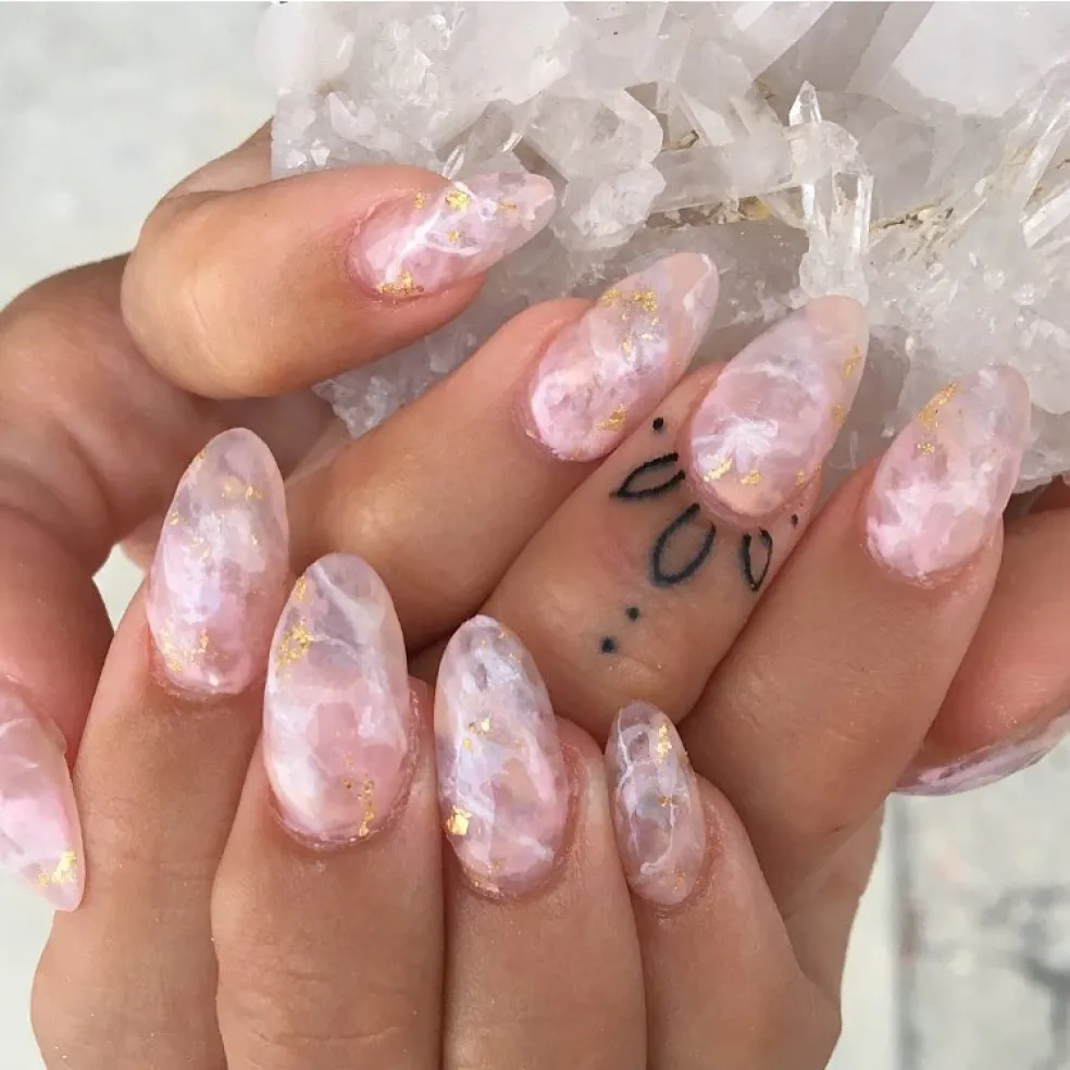 Rose Quartz manikúra