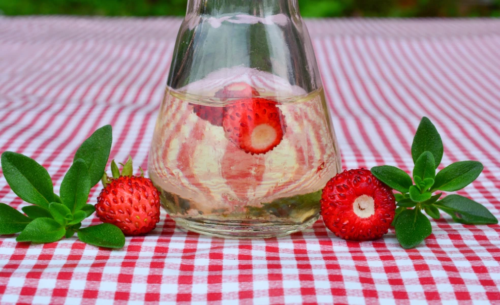 recept na domáci jahodový ocot