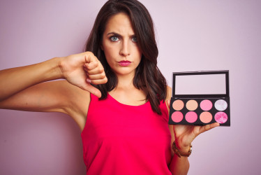 Najväčšie make-up prešľapy: 10 vecí, na ktoré si dávať pri líčení pozor!