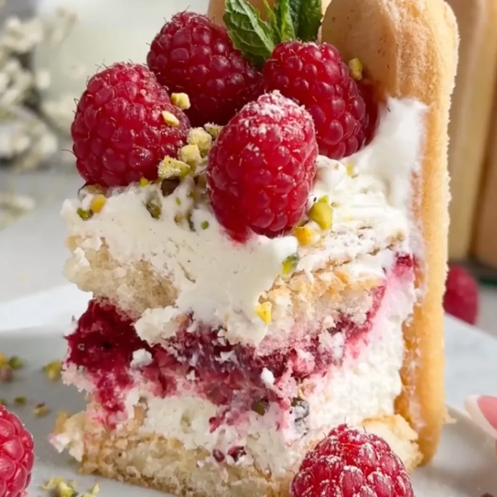 smotanová torta s ovocím