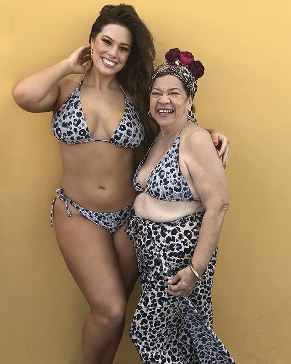 Ashley Graham plus size 