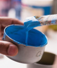 3 DIY tipy, ako si doma natrieť kovové predmety bez pomoci