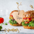 Recepty na vegánsky burger: Tieto od mäsitých nerozoznáš!
