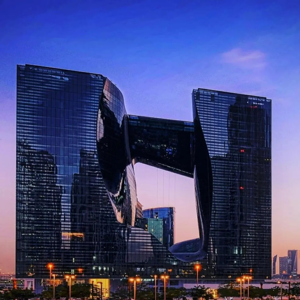 Opus (Zaha Hadid Architects, Dubaj)