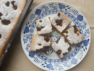 RECEPT: Hrnčeková bublanina bez mlieka – lepšiu si ešte nejedla!