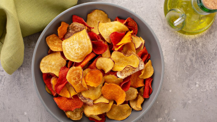 Neviete odolať chipsom? Vyskúšajte tieto recepty na zdravé chipsy