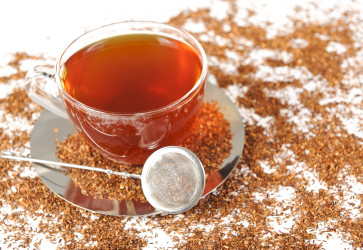 Honeybush čaj: Tak toto musíš jednoznačne ochutnať!