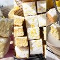 Recept na citrónové brownies – najlepší svieži letný koláčik na víkend!
