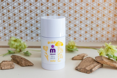 TEST: Tuhý dezodorant so slamienkou od Melem
