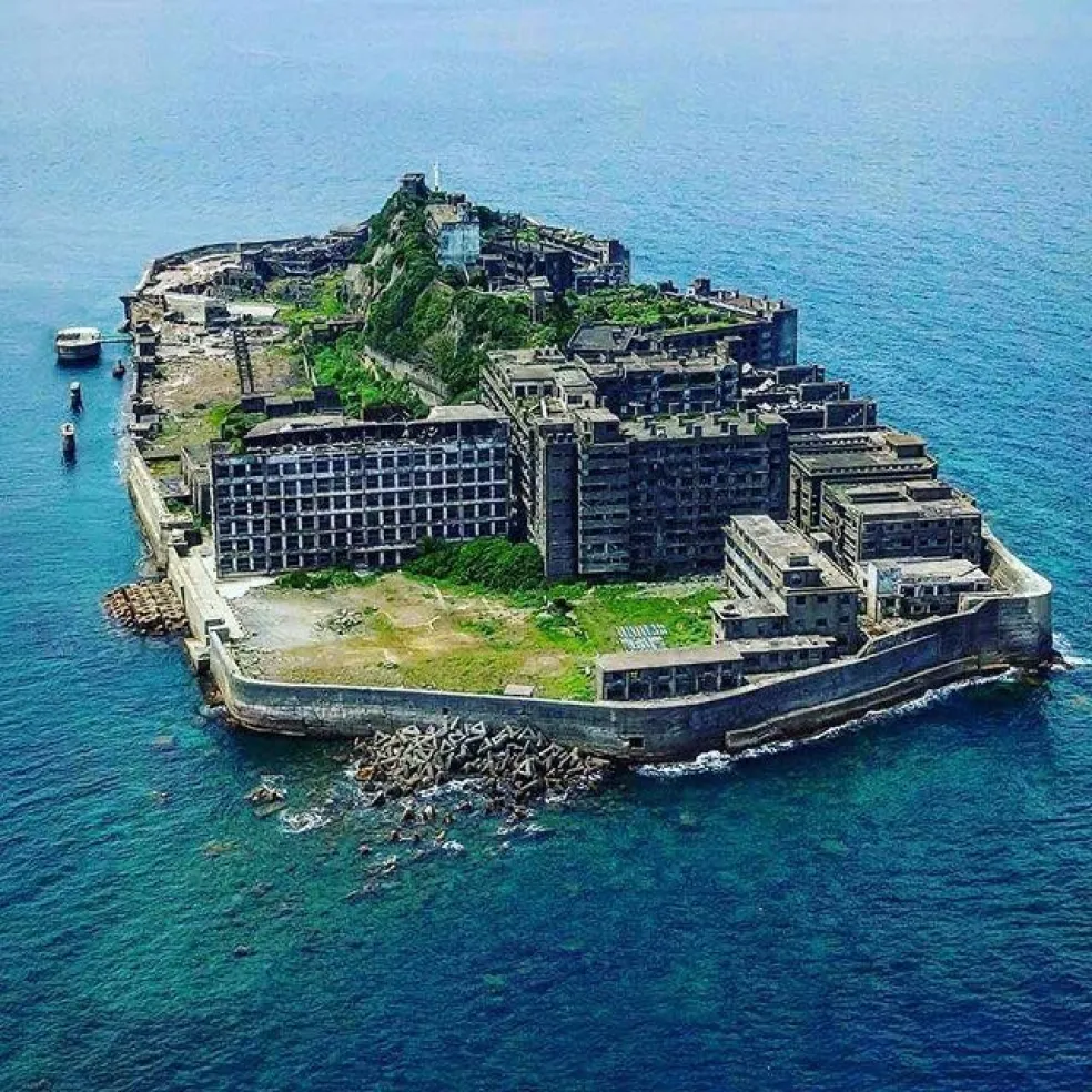 Gunkanjima
