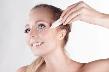 Gel Contour Yeux - ochranný a liftingový gél na očné okolie