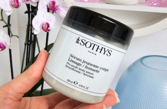 TEST: Omladzujúce telové sérum na vyhladenie a spevnenie od Sothys