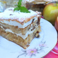 Recept na žemľovku s tvarohom a jablkami: Chutí ako od babičky!