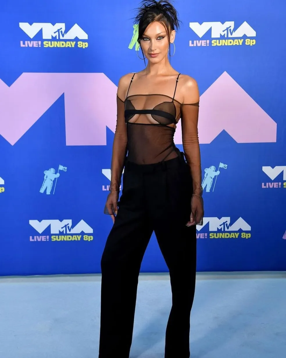 Bella Hadid MTV Video Music Awards