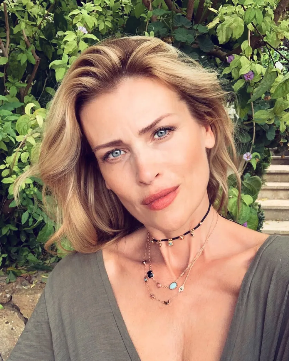 Daniela Peštová outfity