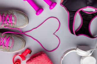 Dokonalá a pritom fit: Čo si zbaliť do fitka? Toto je 7 must haves pre ženy!