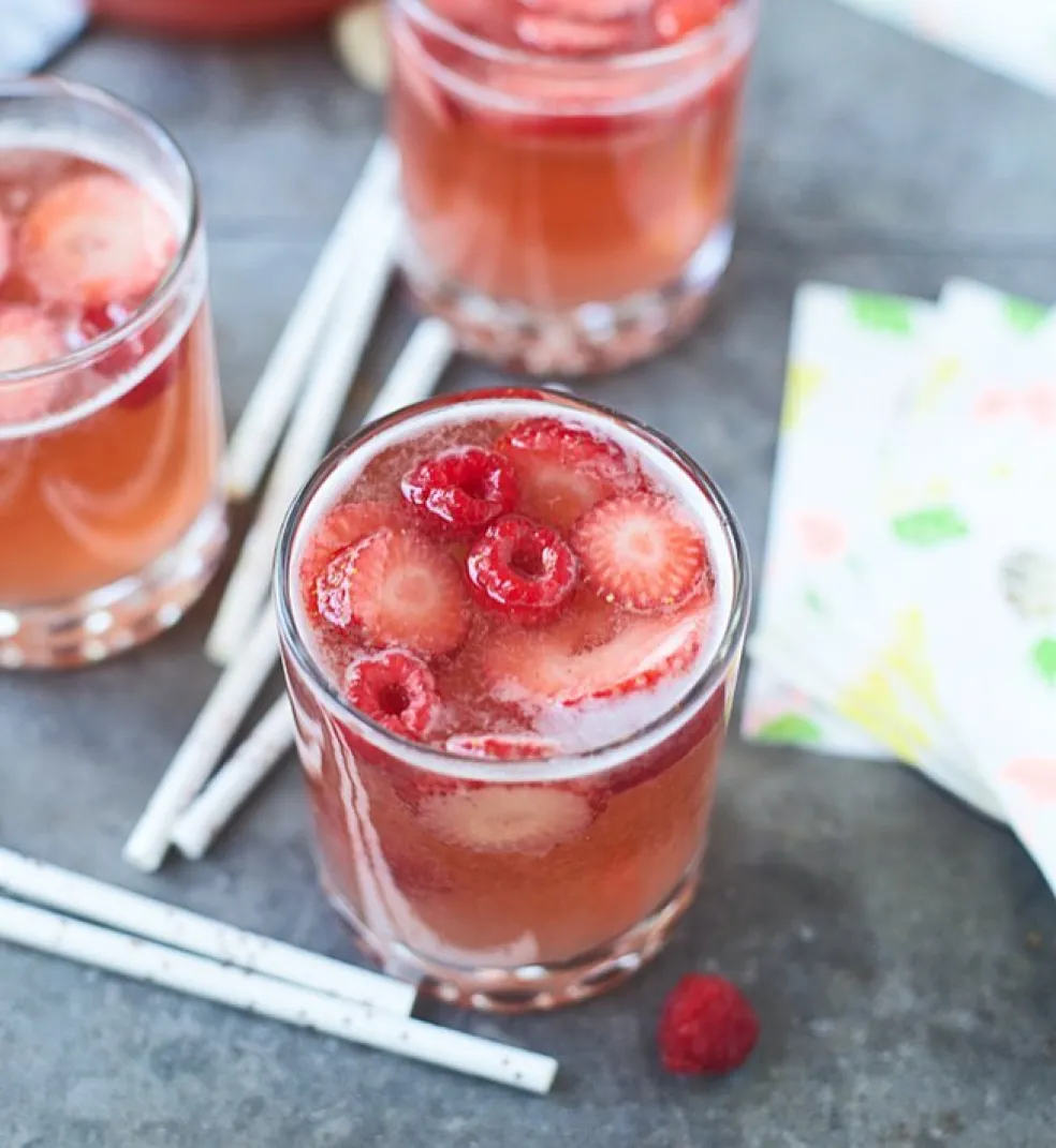 jahodová sangria