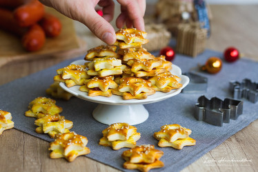 Recept: Vianočné klobásové koláčiky