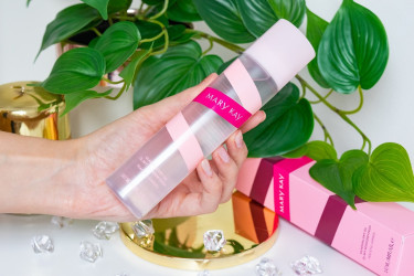 TEST: Zjemňujúci suchý olej Peaceful Garden od Mary Kay