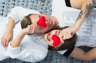 Nevieš, ako prejaviť lásku? Prvý krok je odhaliť jazyk lásky partnera
