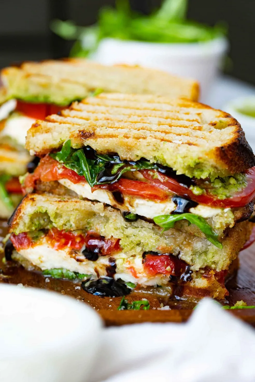 caprese sendvič