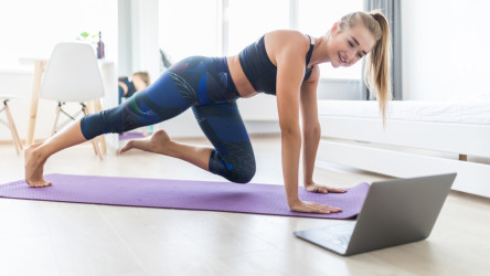 Najlepšie fitness YouTube kanály, s ktorými si dáš poriadne do tela aj v pohodlí domova!