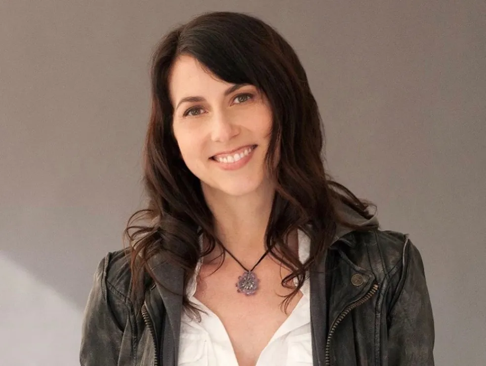 Mackenzie Bezos