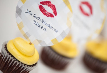 Vyberáme svadobné menovky na stôl