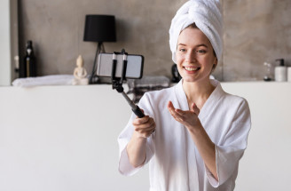 Influencer inflammation: Ako virálne TikTok rutiny ničia pokožku a na čo si dať pozor?