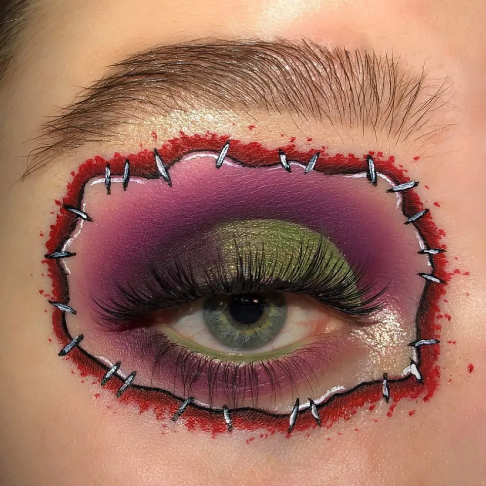 strašidelné líčenie