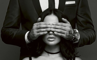 Egomaniak: Sexi lámač sŕdc. Odolá mu?