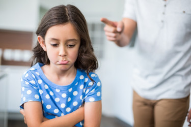 Pozor na slová! Čo dieťaťu nehovoriť pre jeho dobro?