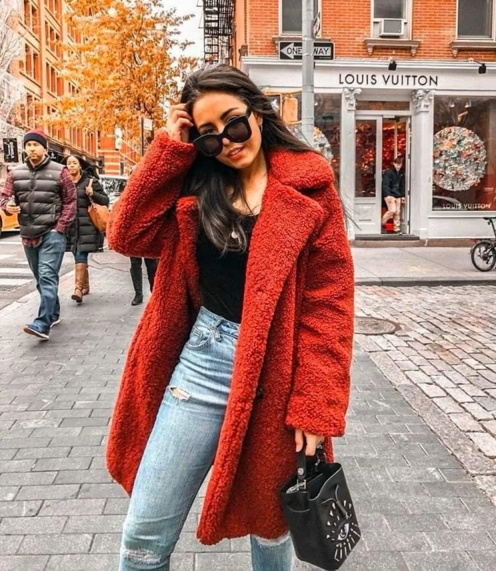 červený teddy kabát