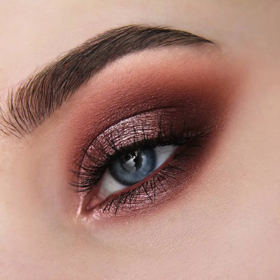 ružovozlaté očné tiene