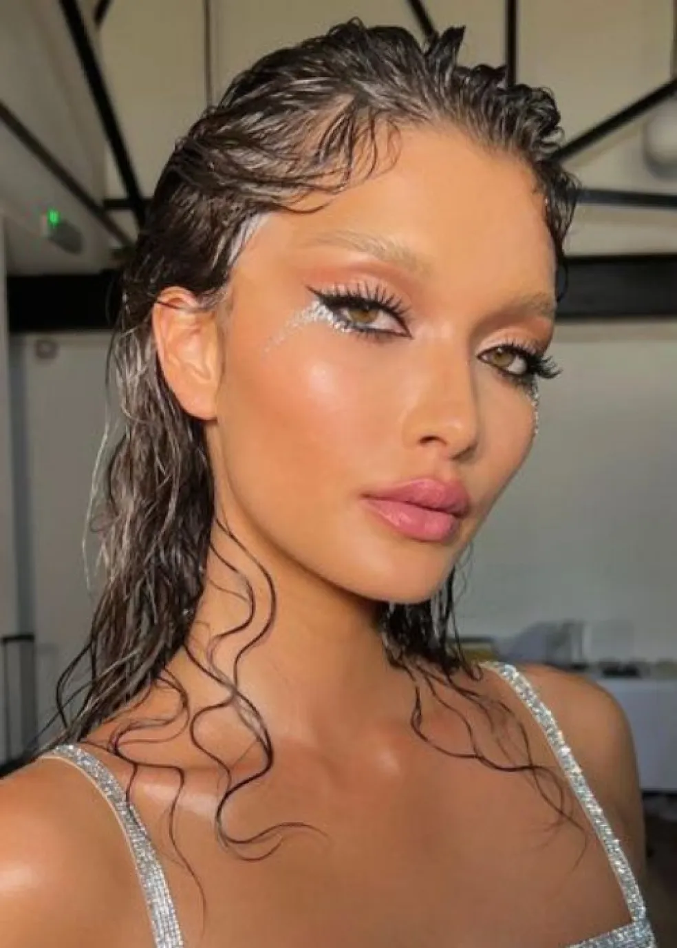 sexi morký hair look