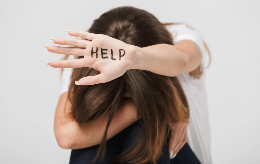 varovné signály domáceho násilia