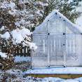 Ako zazimovať a vykurovať skleník? Udržte rastliny v teple aj počas zimy