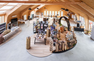 V Levanduľovom údolí otvorili najväčšiu Longevity & Wellbeing predajňu Molecules of Life v strednej Európe