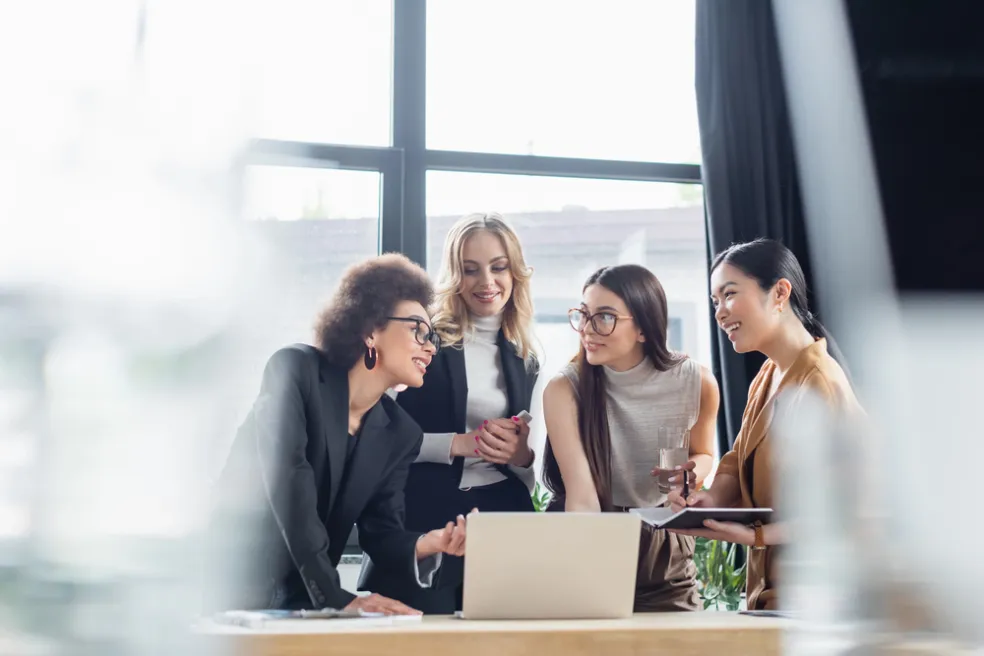 negatívne porovnávanie žien