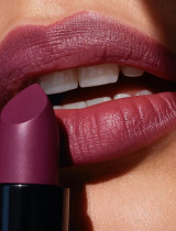 Obsahuje tvoj rúž skryté kovy? Zisti, čo sa skrýva v pigmentoch, ktoré nosíme každý deň