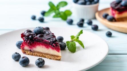 Čučoriedkový koláč bez cukru (cheesecake) pre víkendových hostí: Určite ním nepohrdnú