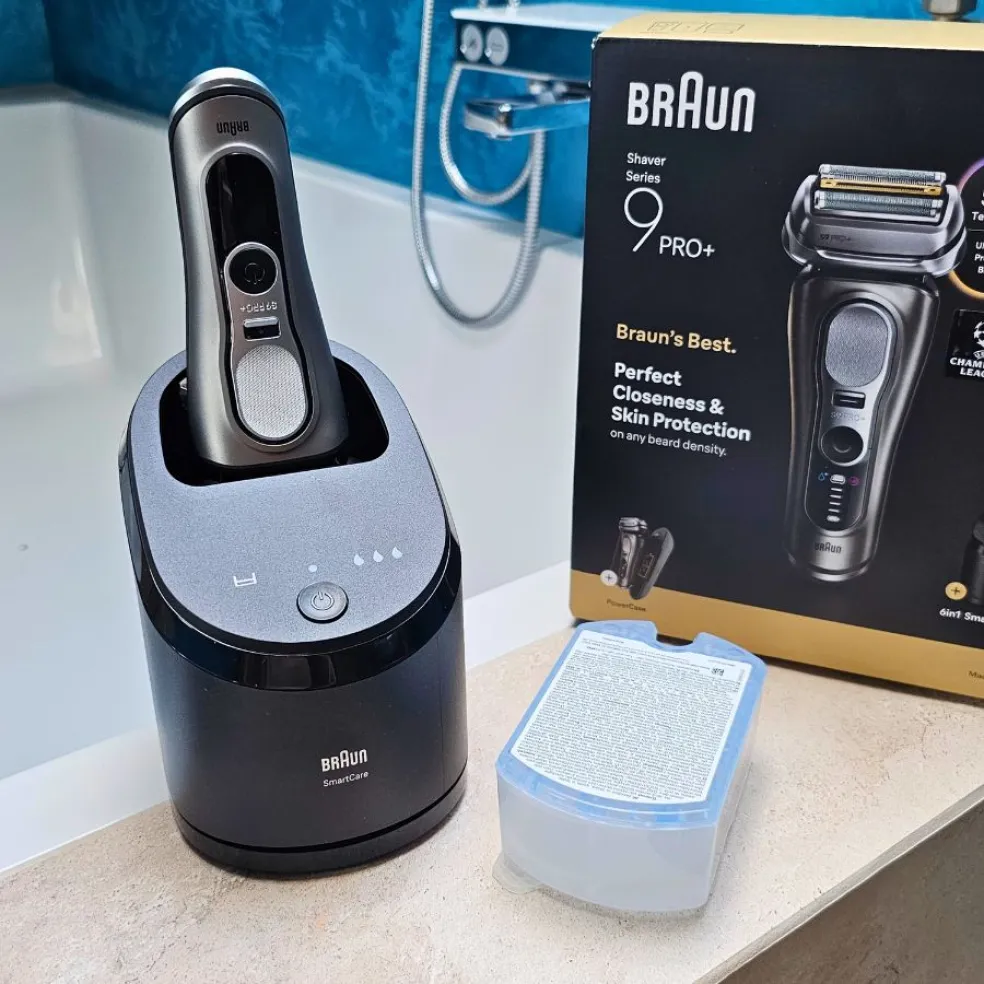 BRAUN Series 9 Pro+ holiaci strojček