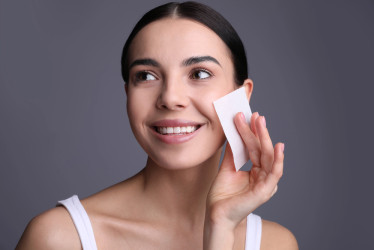 Skutočne mastná pleť starne pomalšie? Dôvody ťa prekvapia!